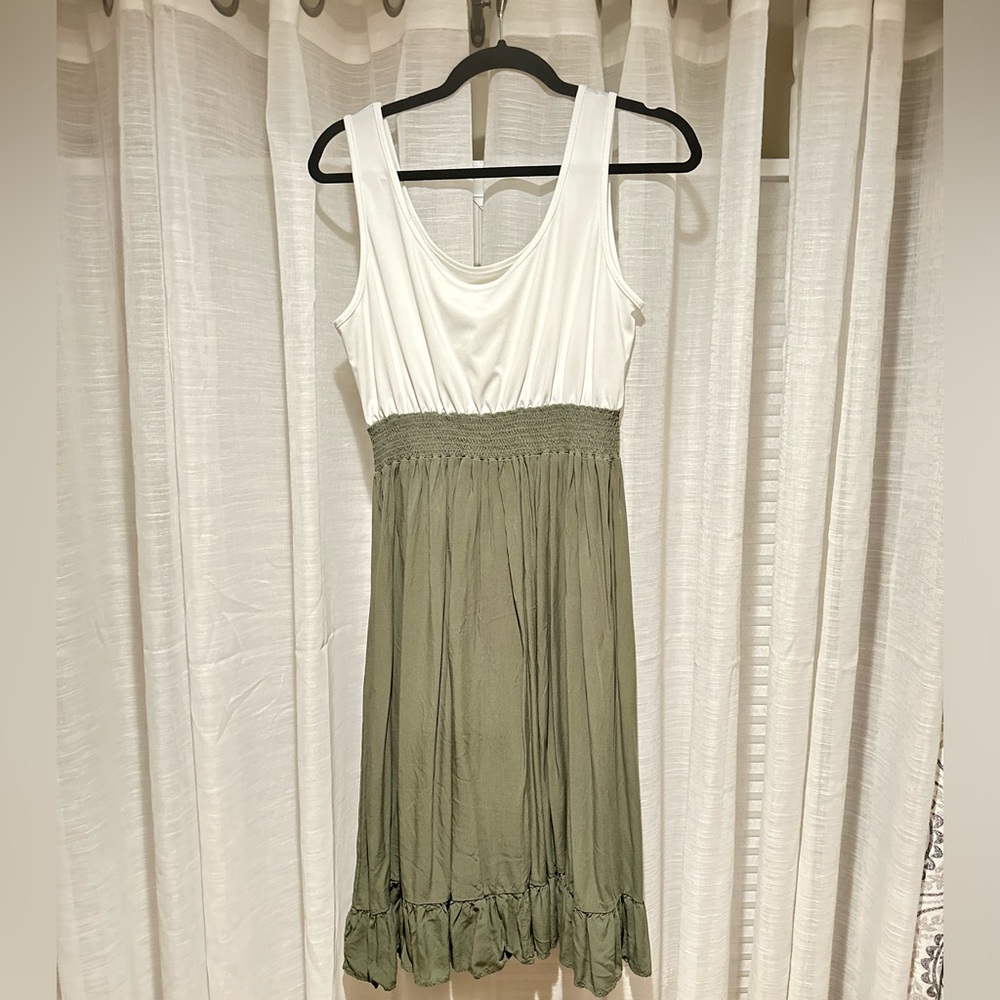 Two tone summer dress